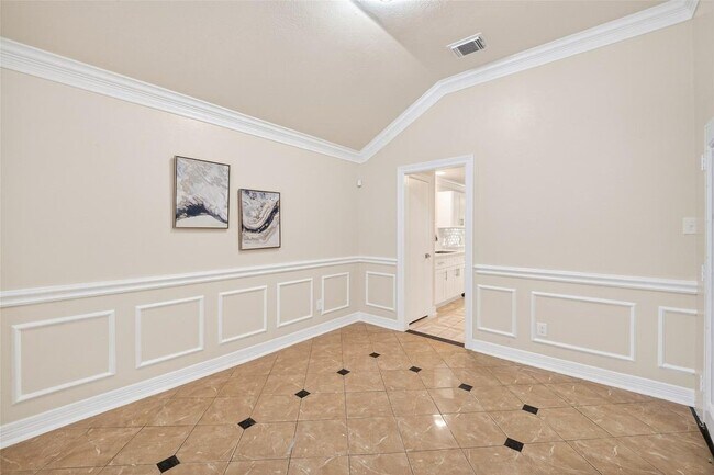 Building Photo - 12522 Magnolia Canyon