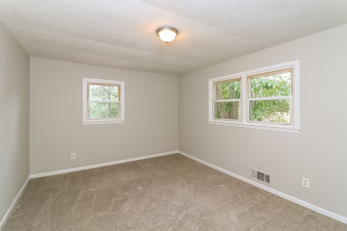 Building Photo - 4910 Old Briar Trail
