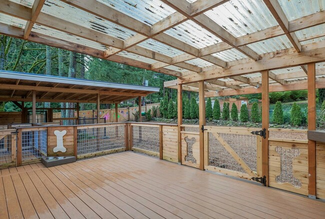 Building Photo - 535 Mt Jupiter Dr SW