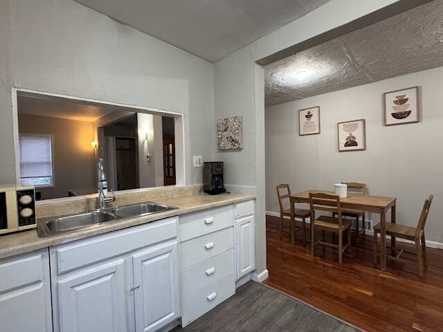 Building Photo - 2259 Potomac Ave