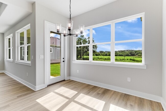 Building Photo - 1255 Pecan Valley Dr