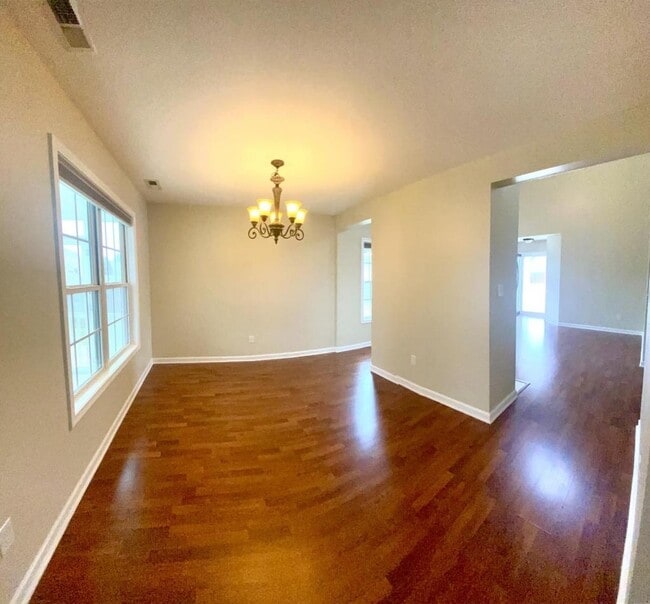 Building Photo - 4005 Princess Amelia Ln