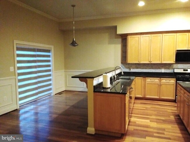 Building Photo - 6403 Velliety Ln
