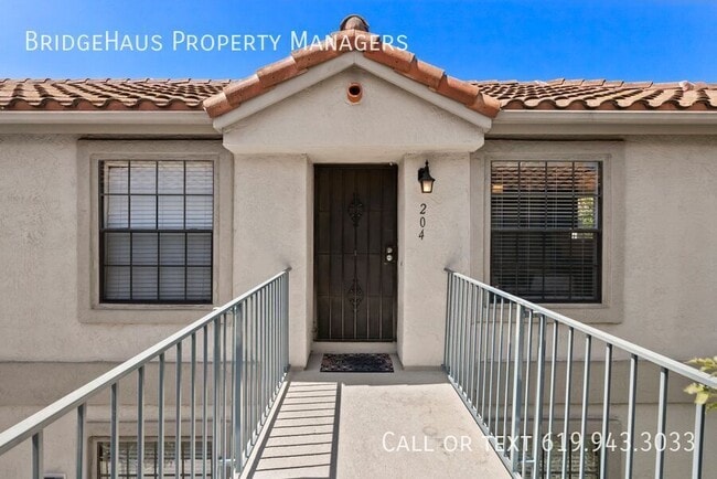 Building Photo - 10357 Azuaga St