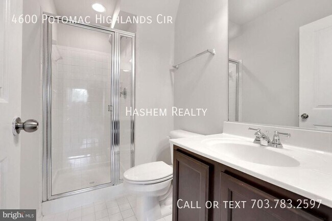 Building Photo - 4600 Potomac Highlands Cir