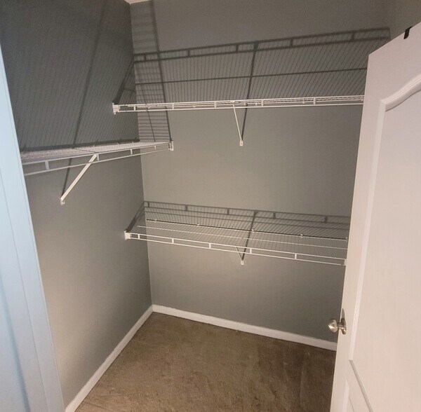 Closet 2 - 2223 Egret Crest Ln