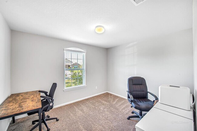 Building Photo - 3023 Dripping Springs Ct