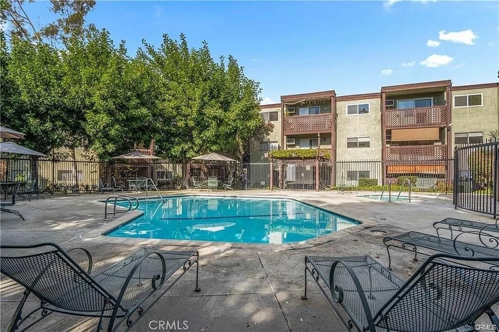 Complex Pool - 5830 Benner St