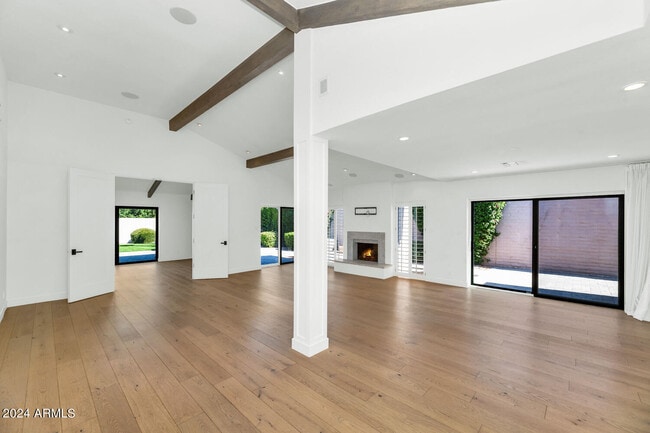 Building Photo - 7328 E Krall St