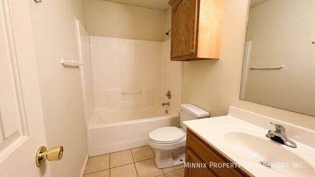 Building Photo - 10604 Boston Ave