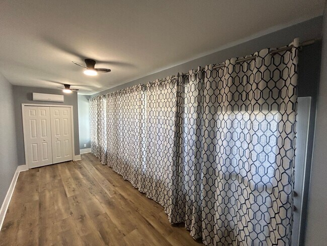 Building Photo - Fully upgraded home in Cedar Hills!