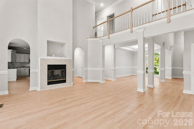 Building Photo - 3011 McKee Rd