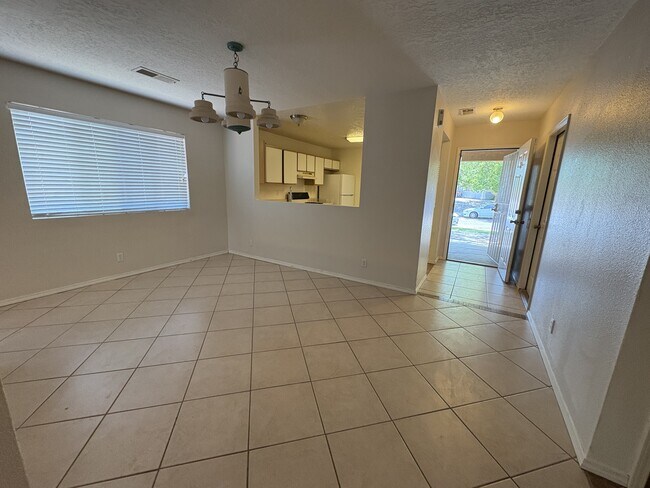 Building Photo - 3190 Wingate Meadows Dr NE