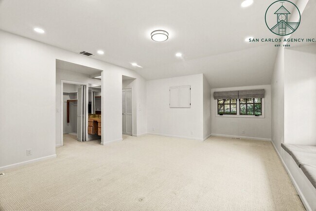 Building Photo - Spacious Three Bedroom Home in Country Club Area of Pebble Beach