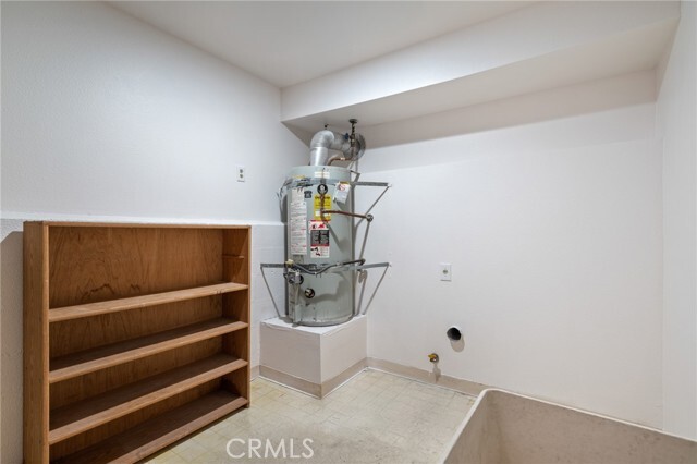 Building Photo - 2800 Plaza del Amo