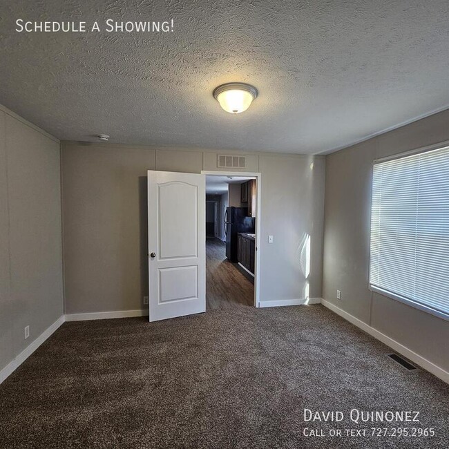 Building Photo - 5603 Kelso-