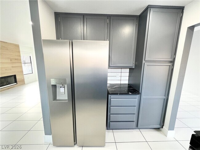 Building Photo - 4580 Allenford Dr