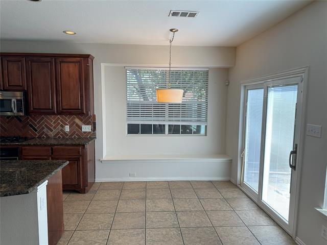 Building Photo - 13350 Duesenberg Dr