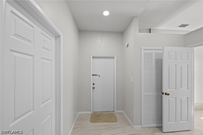 Building Photo - 7195 Reymoor Dr