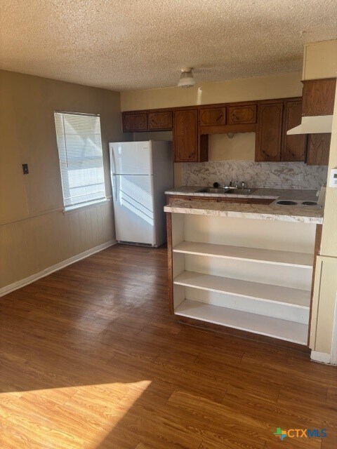 Building Photo - 612 Raymond St