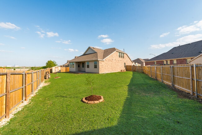 Building Photo - 14620 Serrano Ridge Rd