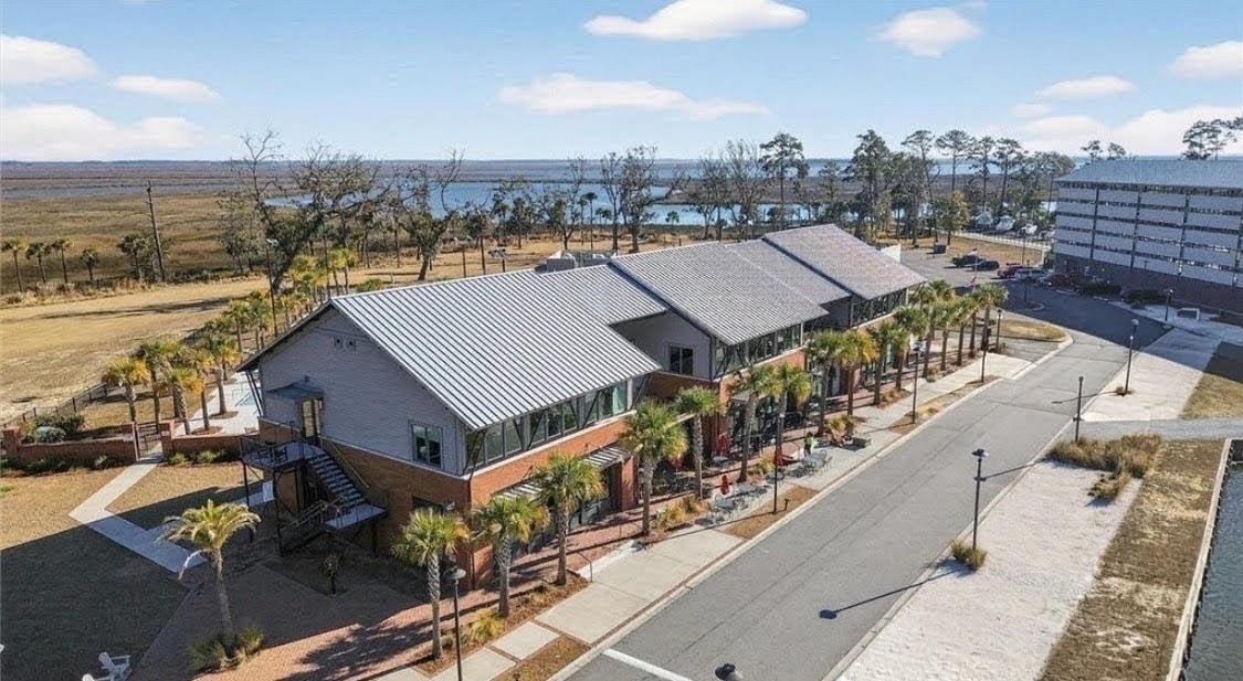 Building Photo - 268 Heron Creek Dr