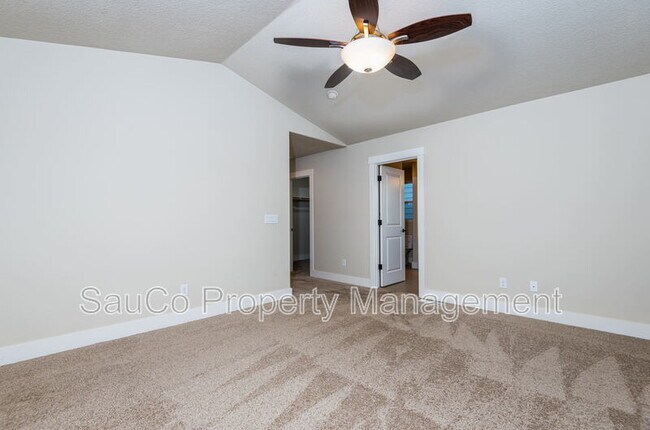 Building Photo - 10766 NW 289th Ave