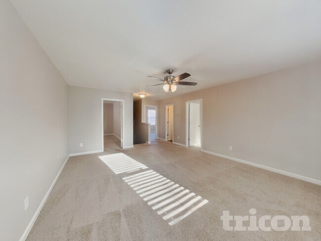 Building Photo - 30 Gold Rush Ct