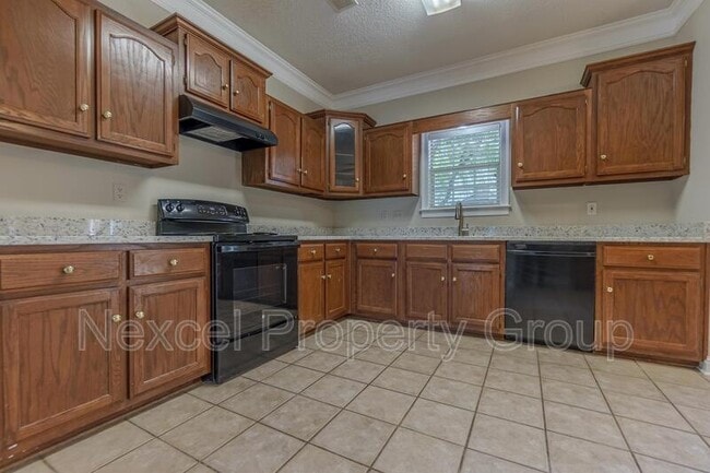 Building Photo - 4375 Big Horn Dr S