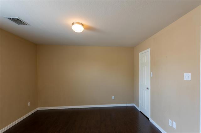 Building Photo - 808 Lake Forest Trl