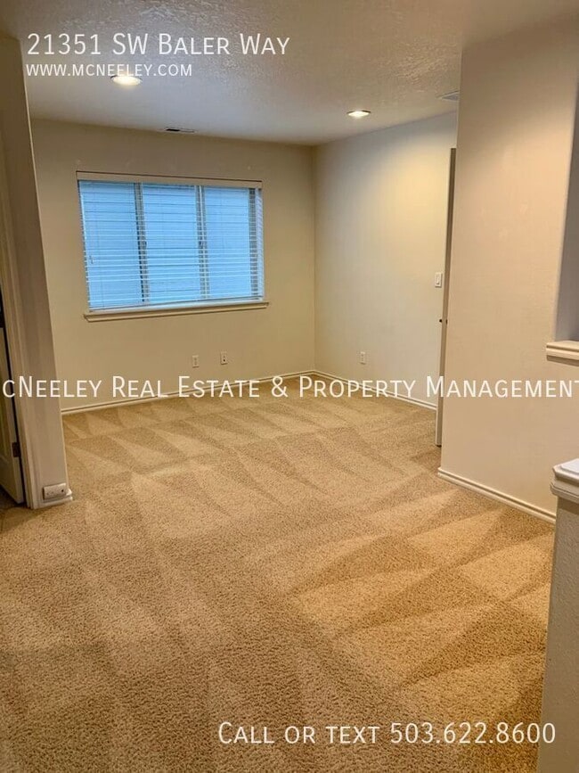 Building Photo - 21351 SW Baler Way