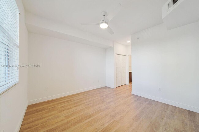 Building Photo - 10170 SW 7th St