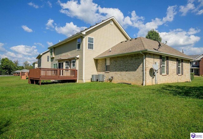 Building Photo - 114 W Mandarin Ct