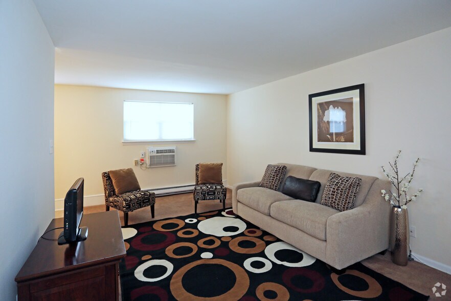 Park Chase Apartments 8118 Verree Rd Philadelphia PA 19111