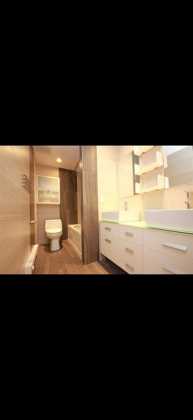 Building Photo - 44 Sherman Ave