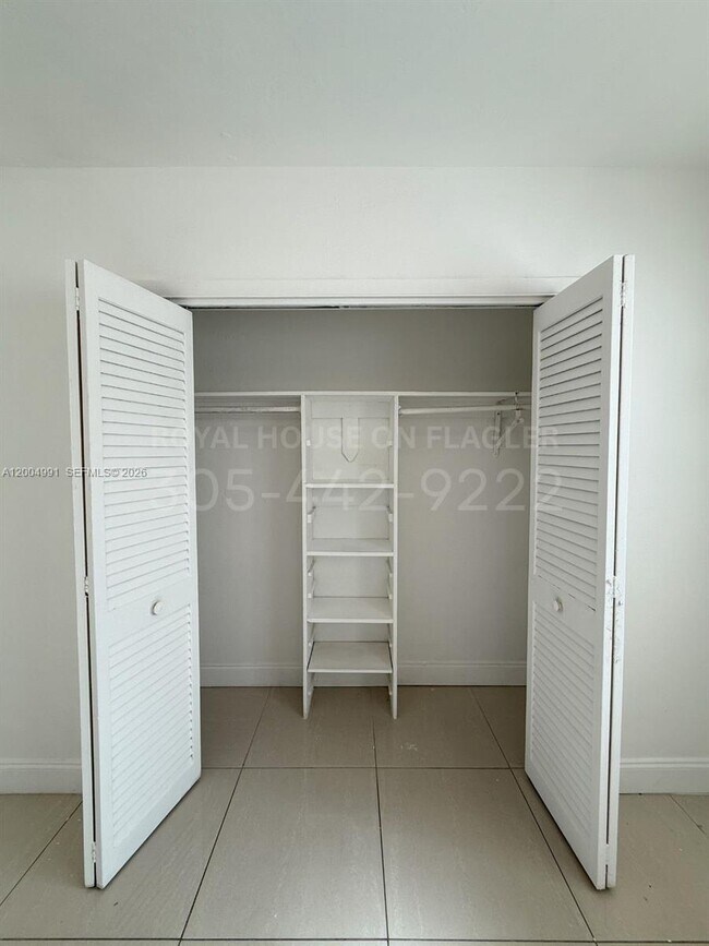 Building Photo - 4410 W Flagler St