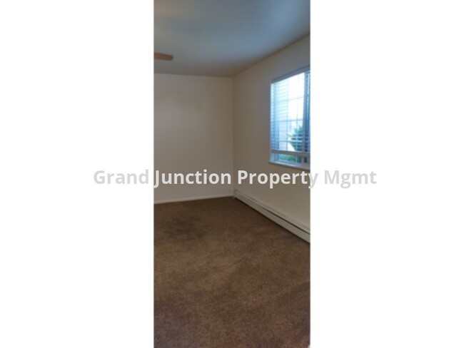 Primary Photo - New Paint &amp; New Carpet!