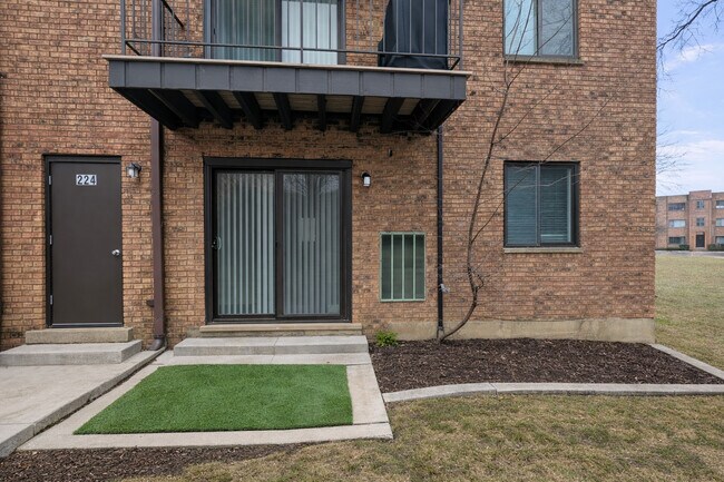 Building Photo - 224 E Rimini Ct