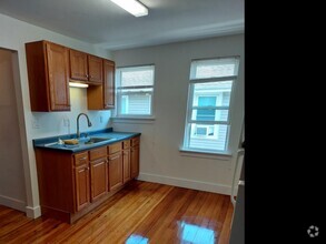 Building Photo - 1 bedroom in Quincy MA 02171