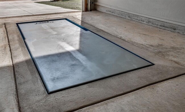 Building Photo - 13413 Open Air Ln