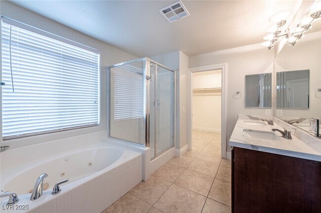 Building Photo - 9460 Glendora Valley St