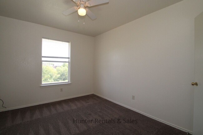 Building Photo - North Killeen!
