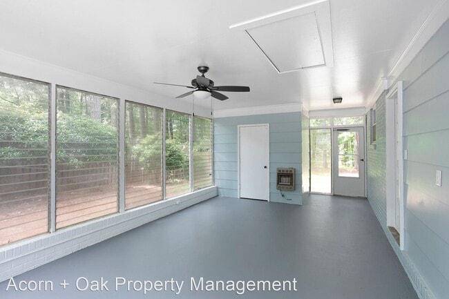 Building Photo - 3 br, 2 bath House - 210 Landsbury Dr.