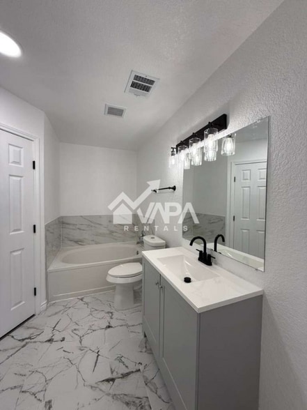 Building Photo - 7916 Pepper Trail