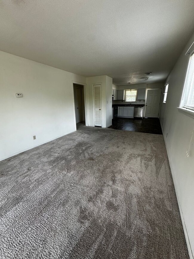 Interior Photo - Versailles Apartments