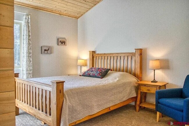 Building Photo - 217 Pinon Causeway