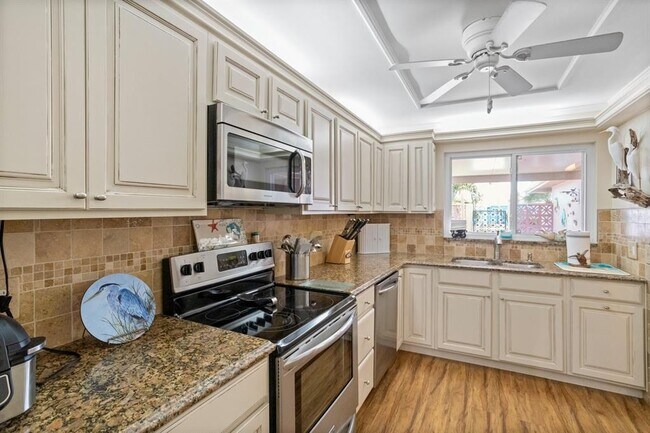 Building Photo - 355 Boca Ciega Point Blvd S