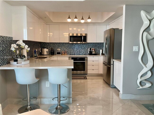 Building Photo - 140 S Dixie Hwy