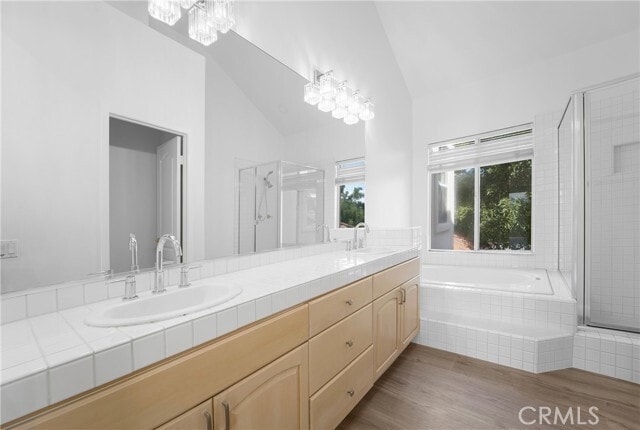 Building Photo - 9 Siena