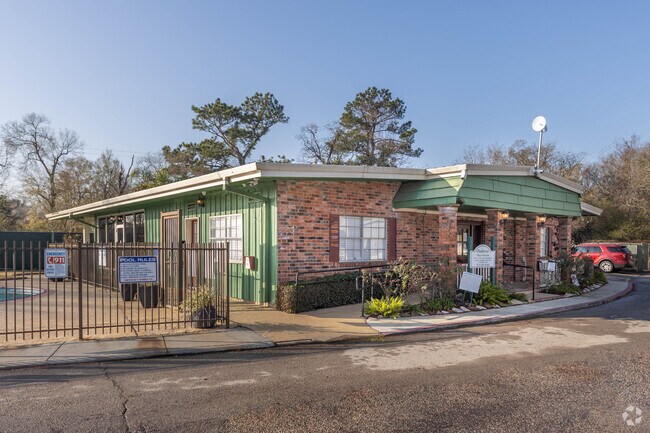 660 Maxey Rd - Oaktree Mobile Estates